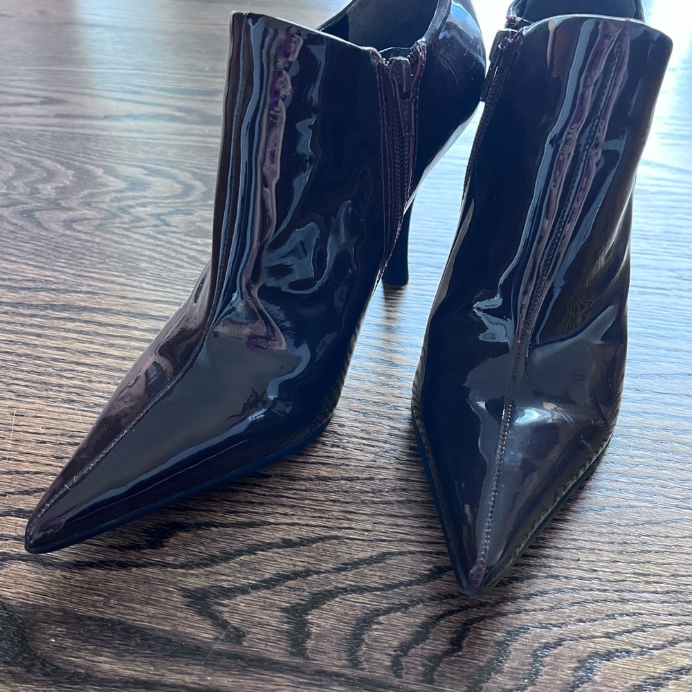 Elegant Cranberry colored Patent Leather Ankle Boots